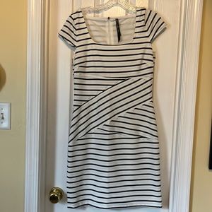Marc New York Andrew Marc White Dress with black stripes size 8
